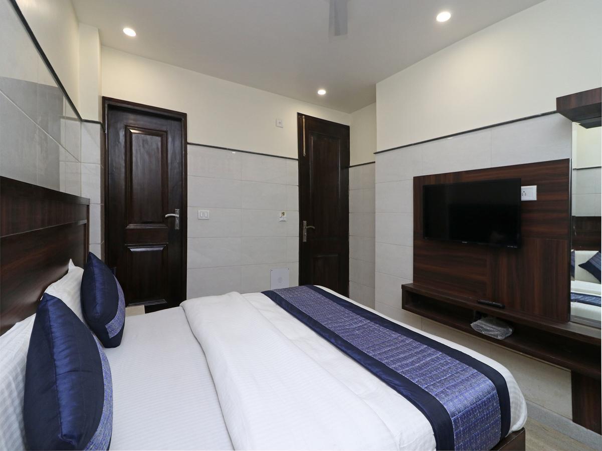 Oyo 11594 Hotel Tvs New Delhi Exterior photo